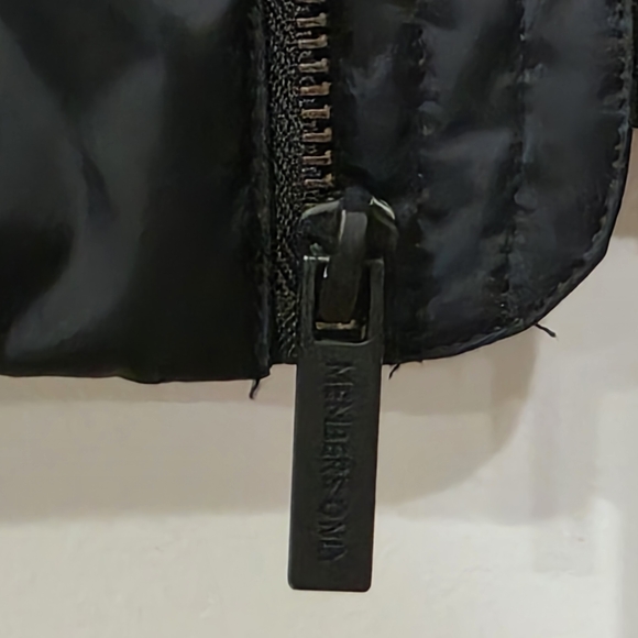 SpongeBob SquarePants Mens Jacket - Black and Yellow - Picture 2 of 8